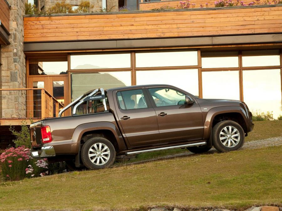  Volkswagen Amarok Double Cab Highline 2010 года  (фото 9 из 33)
